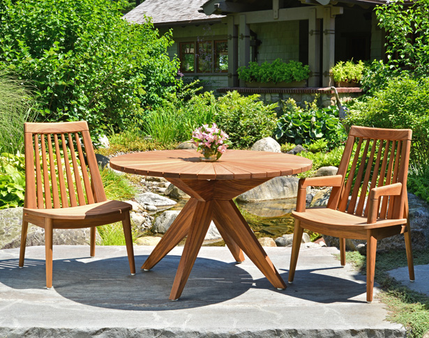 Adams round shop dining table