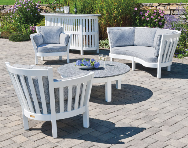 Westport Settee Weatherend Design Weatherend Estate Furniture