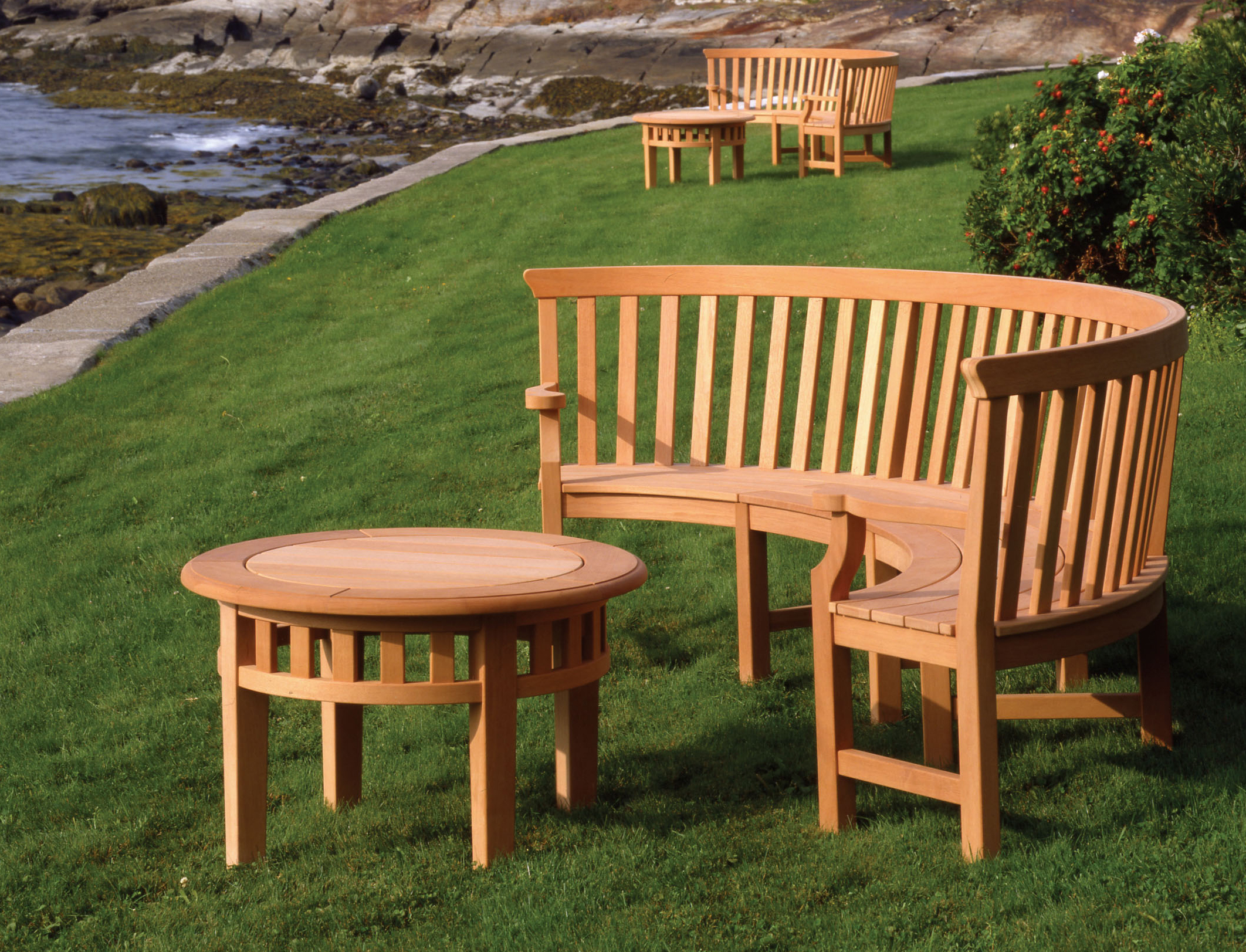 Furniture Weatherend Chairs Benches Settees
