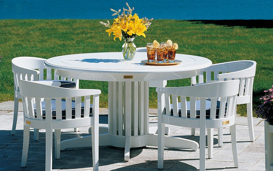 Sable Round Dining Table
