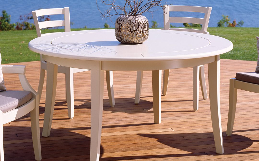 Yachting Round Dining Table