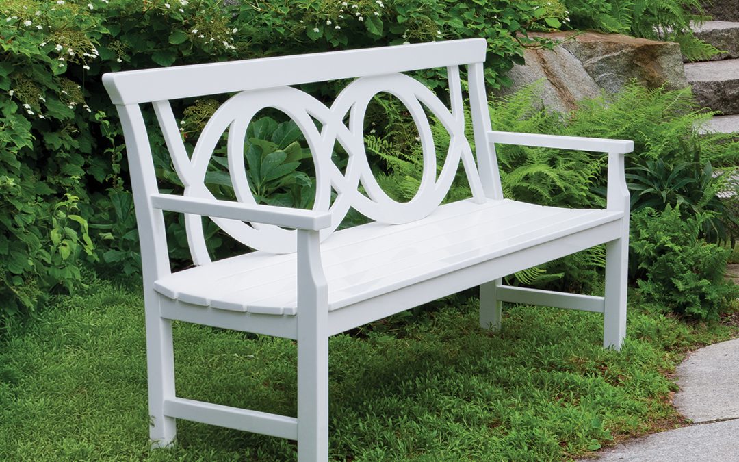 Expressions Settee