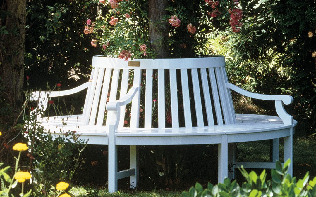 Monhegan Settee